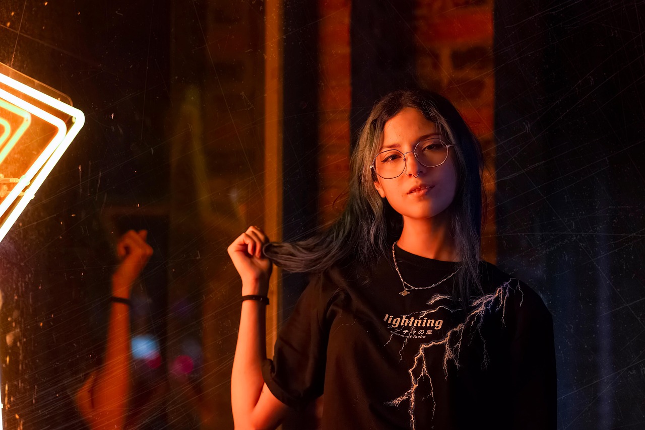 entdecken sie die neuesten modetrends für frauen 2025 – stilvolle outfits, innovative designs und must-haves, die ihre garderobe revolutionieren werden.