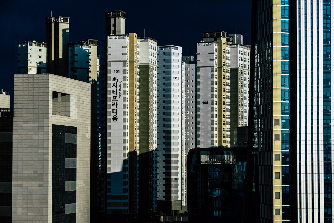 wohnraummangel: ursachen, auswirkungen und l&ouml;sungen f&uuml;r die zunehmende knappheit an bezahlbarem wohnraum in deutschen st&auml;dten.